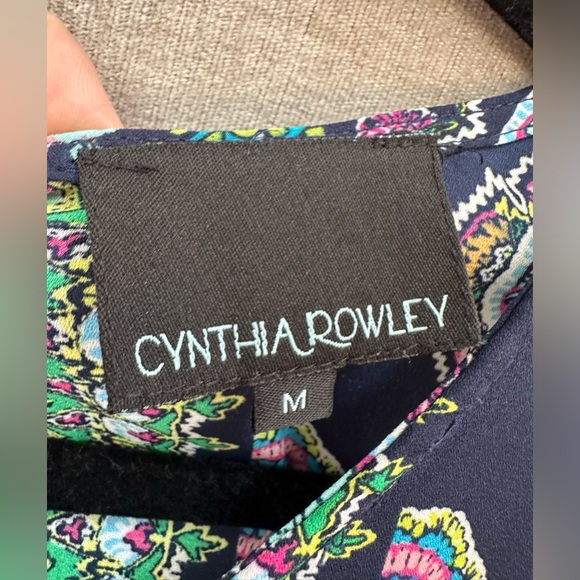 Cynthia Rowley sleeveless top. Size M - Picture 7 of 7